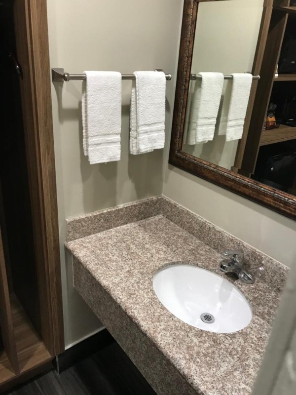 Hyland Motel Brea image 6